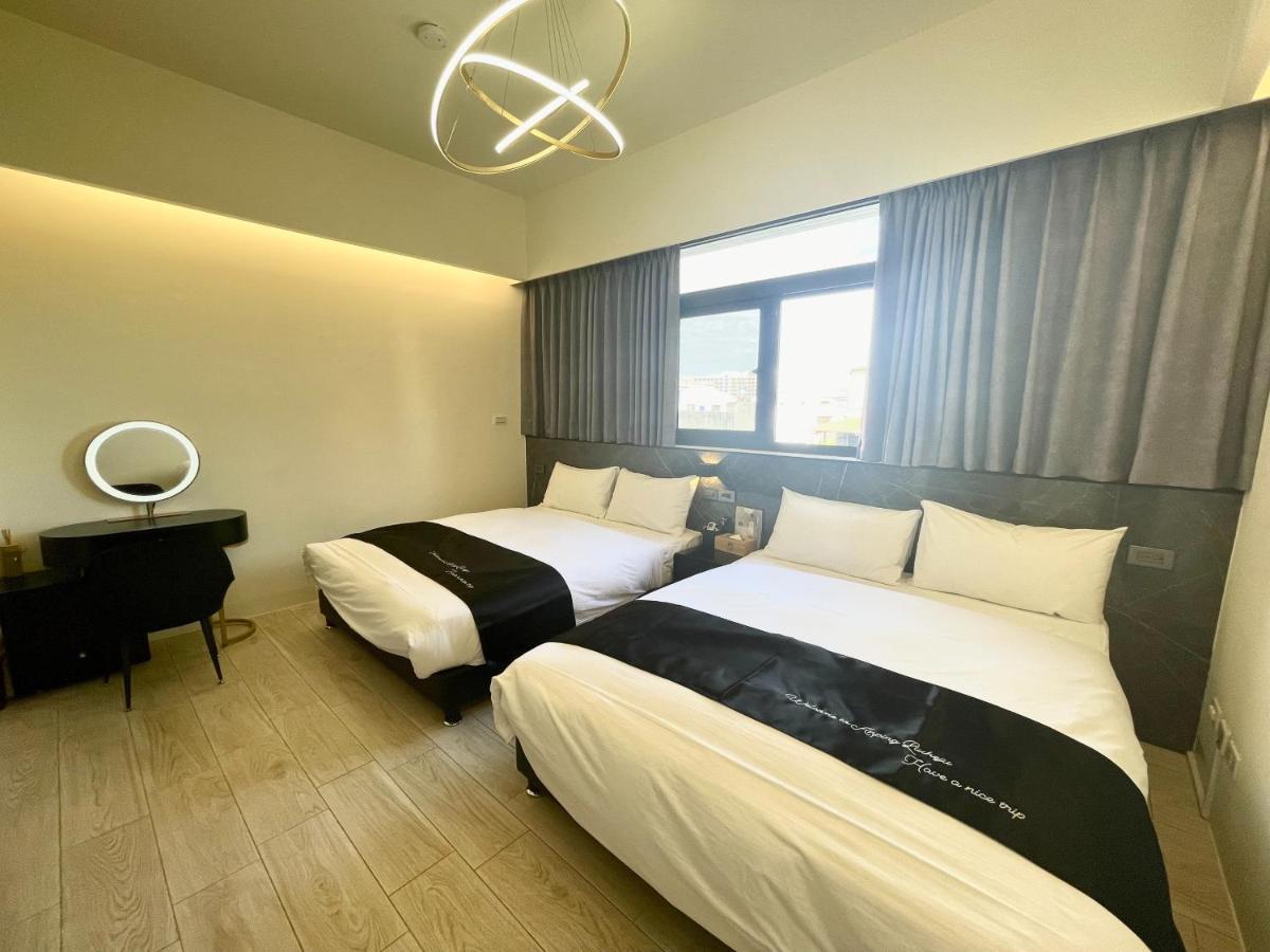 Six Seasons Inn - Qian He Tainan Exterior photo